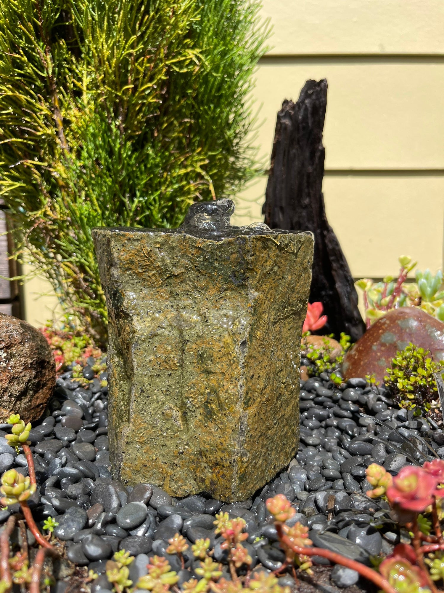 Polished Rock Water Fountain | Bird Bath Fountain | Rock Garden Fountain | Garden Fountain | Garden Décor | Rock Fountain | Garden Ornament